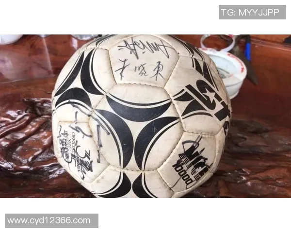 足球球星意外漏出二维码粉丝误操作纷纷转账引发热议